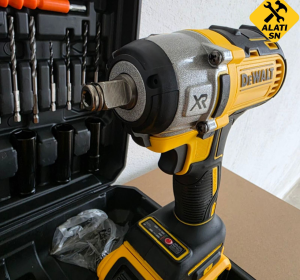 Aku udarni odvijač / bušilica DeWalt sa dodatnim alatom - 128 V