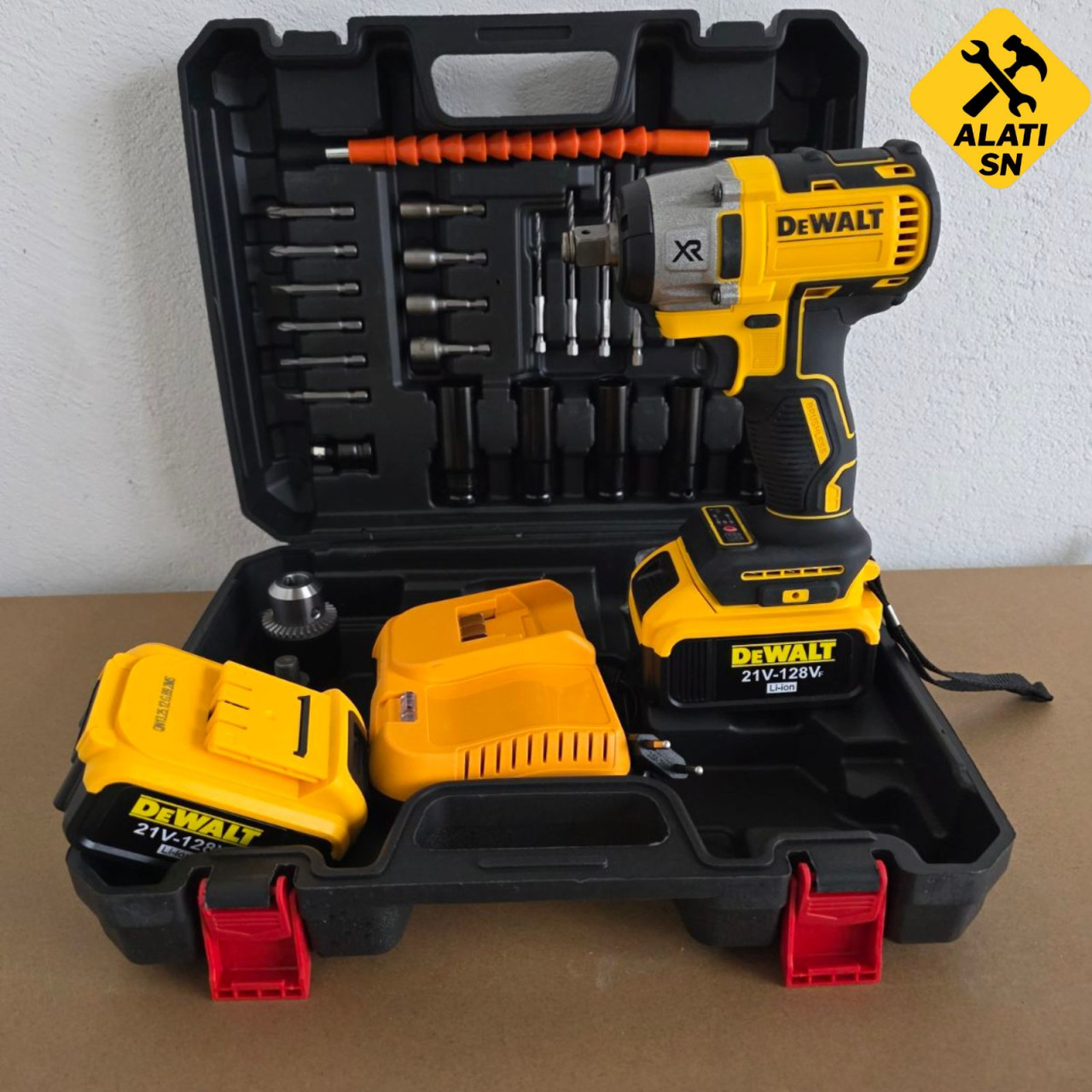 Aku udarni odvijač / bušilica DeWalt sa dodatnim alatom - 128 V